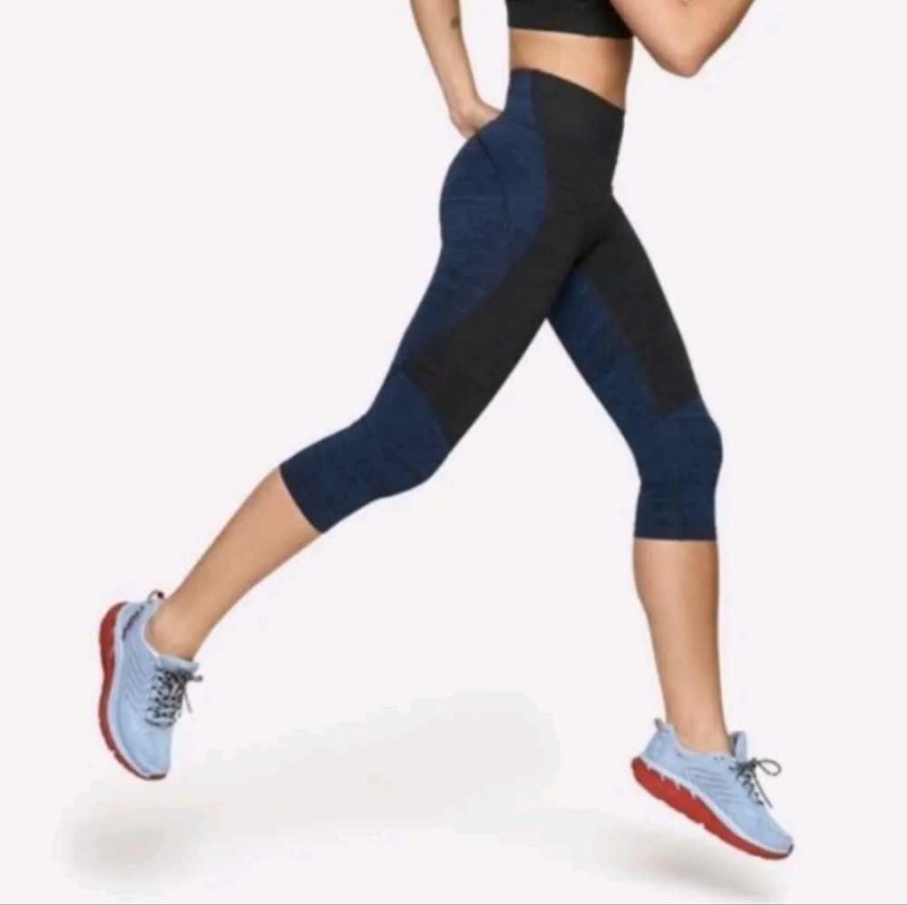 Outdoor Voices Cropped Legging Heathered Blue Gray Small Tech Sweat Two-Tone